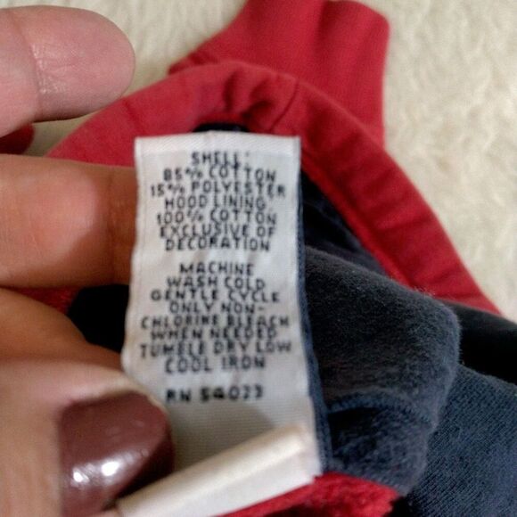 Gap Youth Hooded Sweatshirt Red Pass Through Pocket Hoodie - Picture 5 of 5